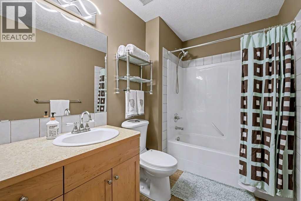 19 COPPERFIELD CRESCENT SOUTHEAST Image 25