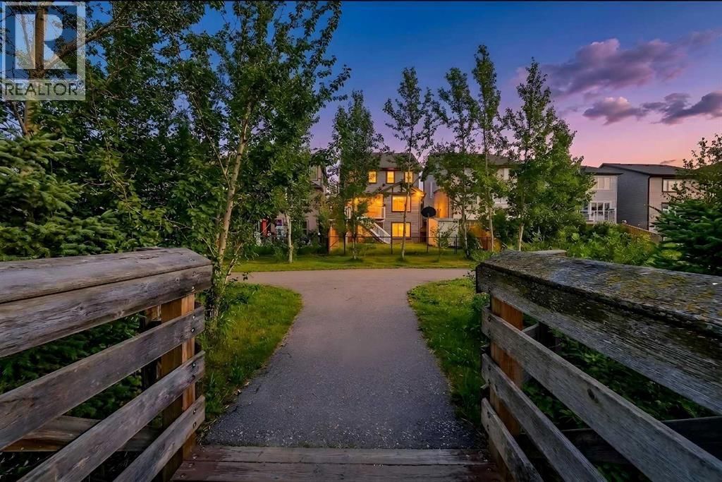 19 COPPERFIELD CRESCENT SOUTHEAST Image 34