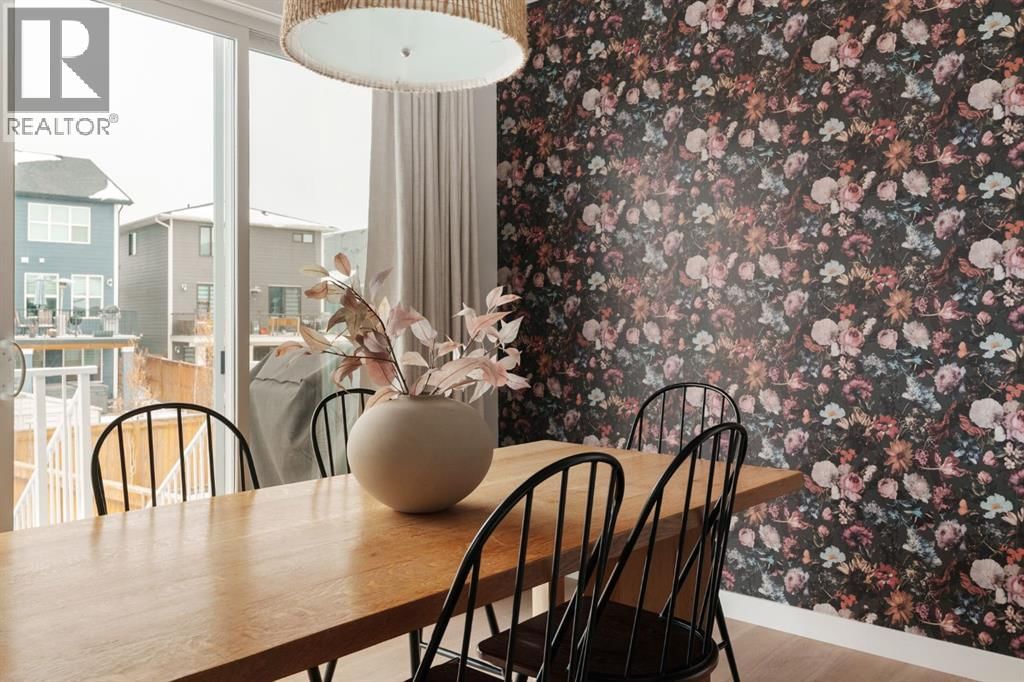 29 CRANBROOK PARK SOUTHEAST Image 14