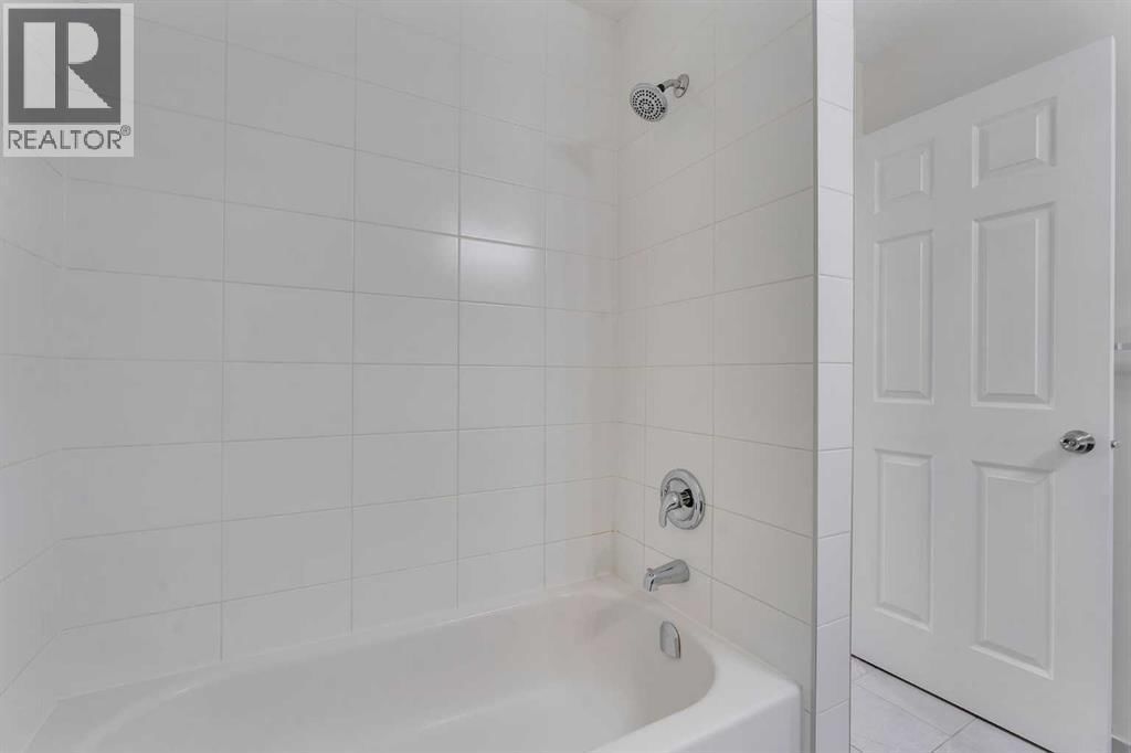 55 DALTON BAY NORTHWEST Image 19