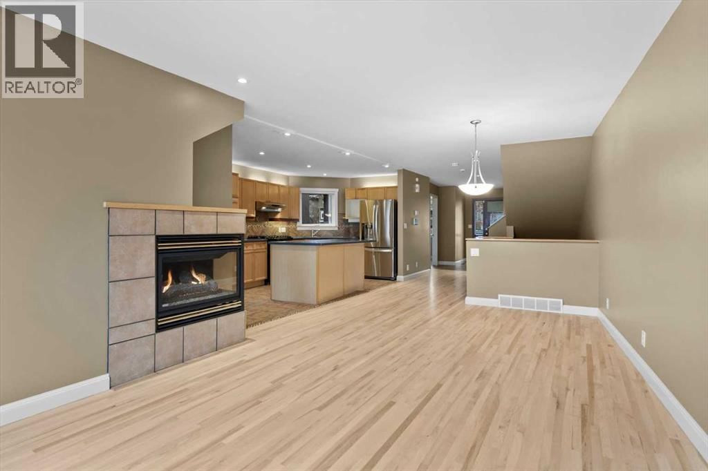 415 28 AVENUE NORTHWEST Image 11