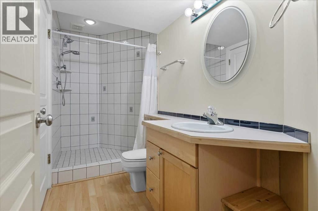 415 28 AVENUE NORTHWEST Image 42