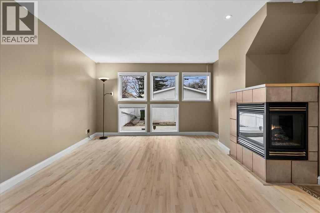 415 28 AVENUE NORTHWEST Image 9