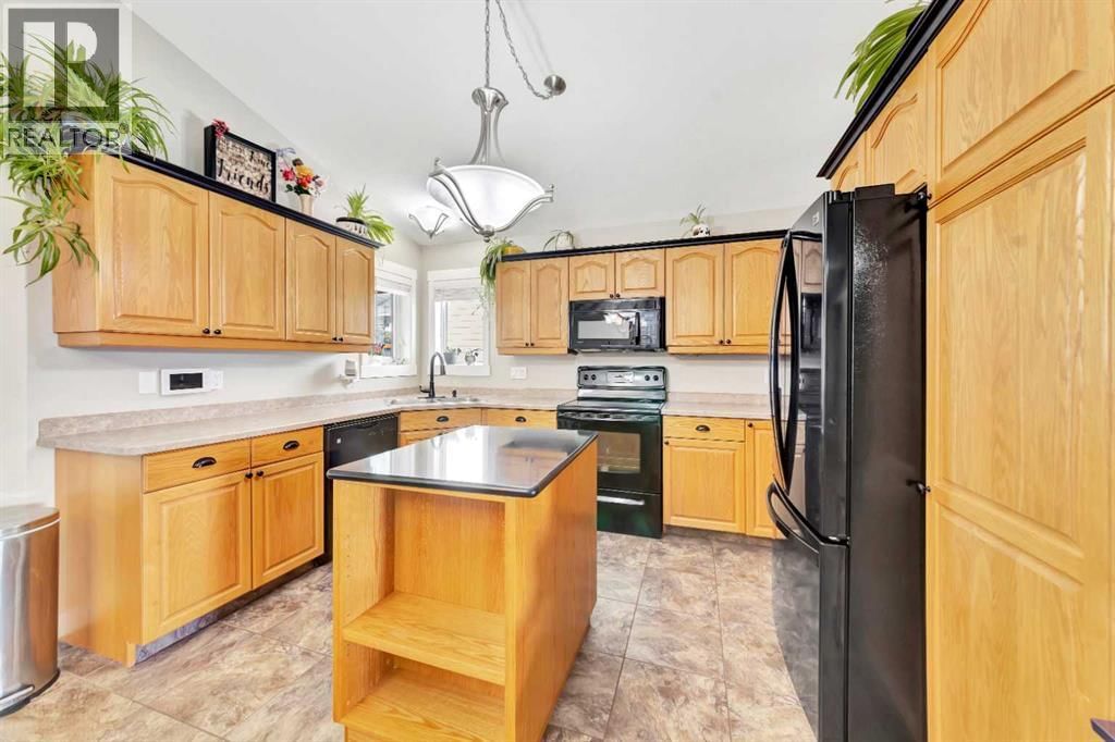 3308 63 AVENUE Image 14