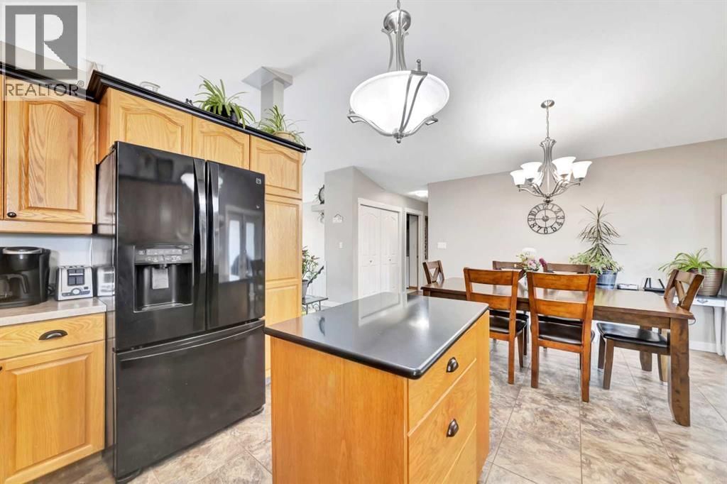 3308 63 AVENUE Image 15