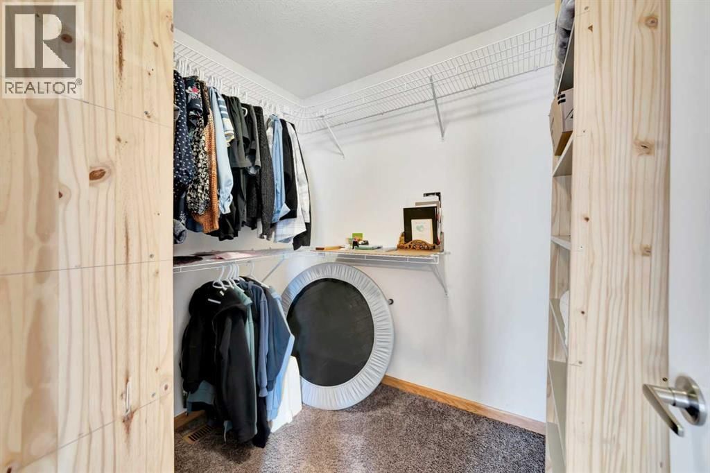 3308 63 AVENUE Image 28