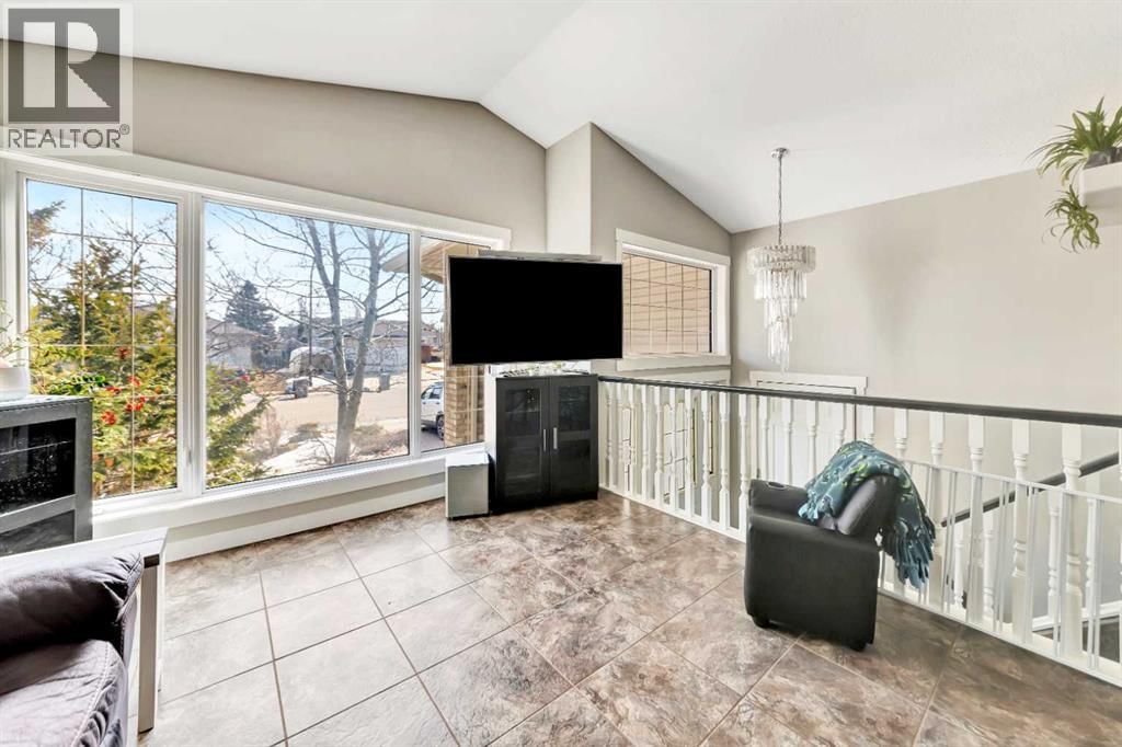 3308 63 AVENUE Image 9