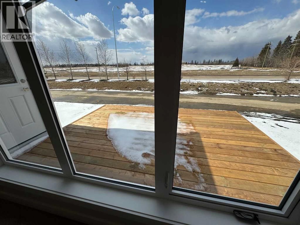 52 EMMETT CRESCENT Image 3