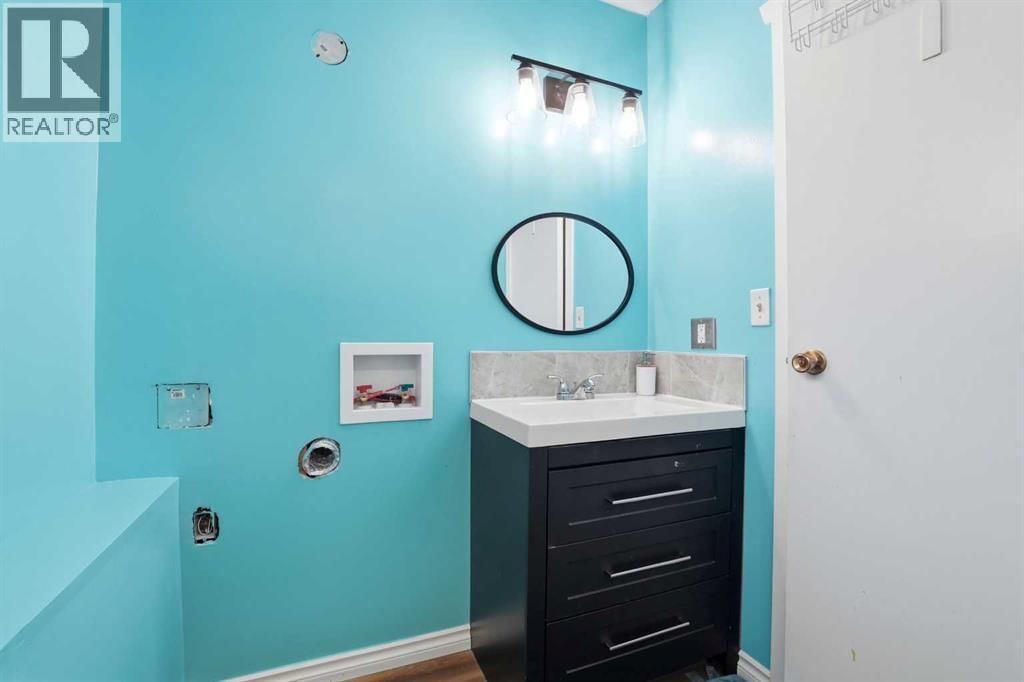 5218 SILVERTHORN ROAD Image 27