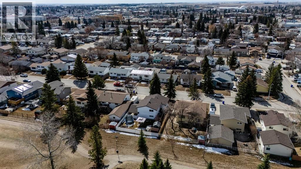 5218 SILVERTHORN ROAD Image 36