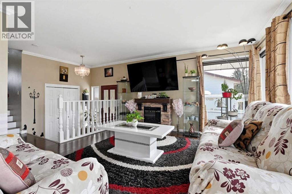 5218 SILVERTHORN ROAD Image 9