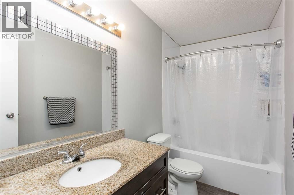 11 ERICKSON DRIVE Image 15