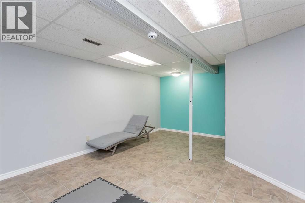 11 ERICKSON DRIVE Image 18