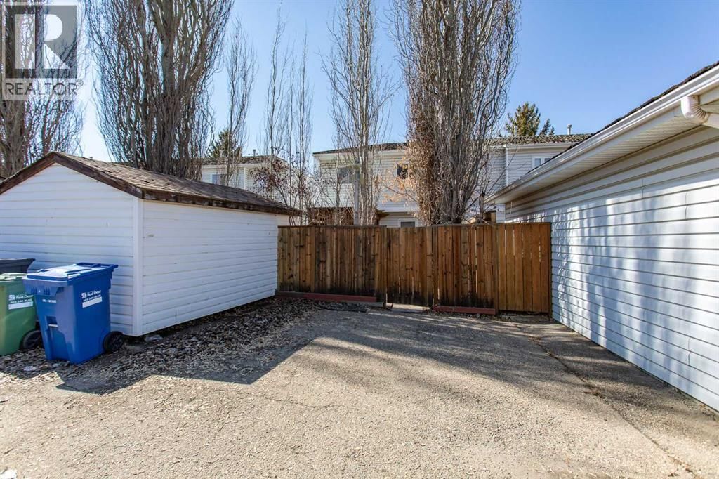 11 ERICKSON DRIVE Image 23