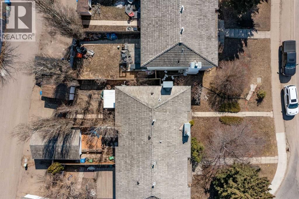 11 ERICKSON DRIVE Image 24