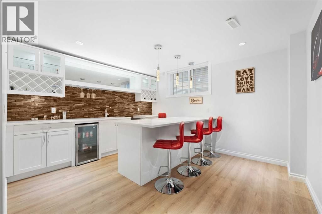 99 EVANSGLEN CIRCLE NORTHWEST Image 18