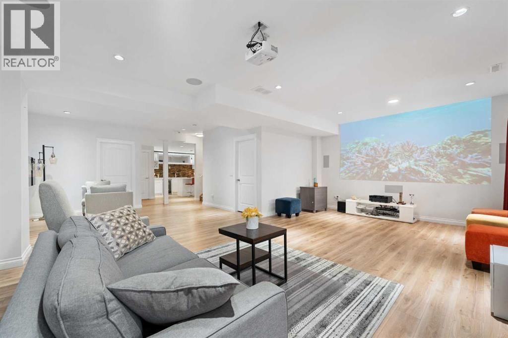 99 EVANSGLEN CIRCLE NORTHWEST Image 19