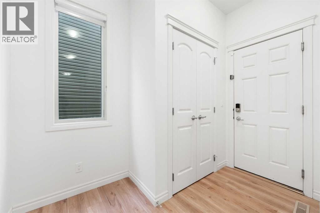 99 EVANSGLEN CIRCLE NORTHWEST Image 26