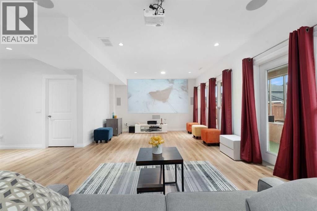 99 EVANSGLEN CIRCLE NORTHWEST Image 48