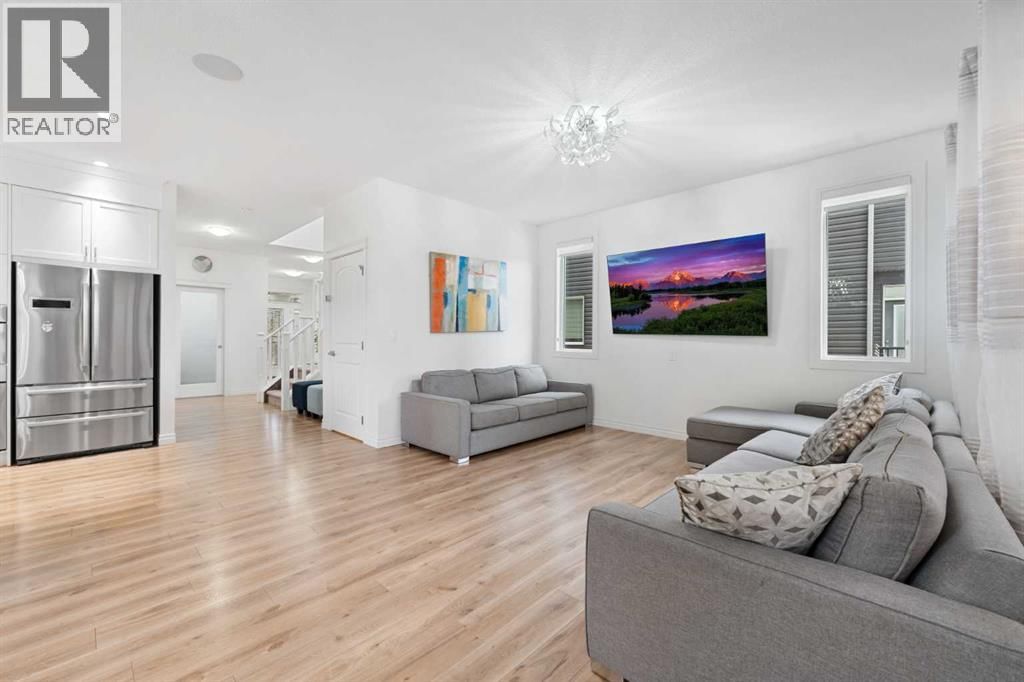 99 EVANSGLEN CIRCLE NORTHWEST Image 8