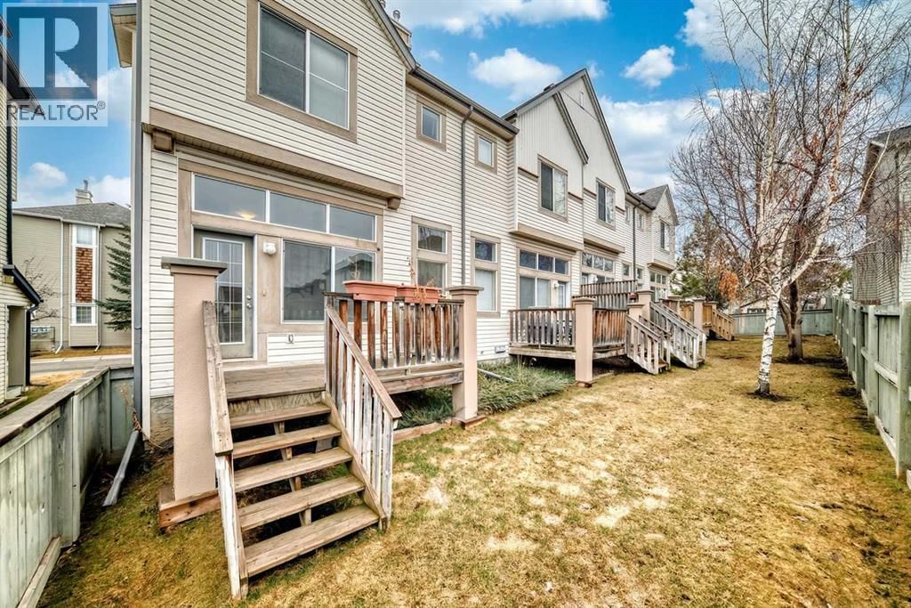 17 COPPERFIELD COURT SOUTHEAST Image 22