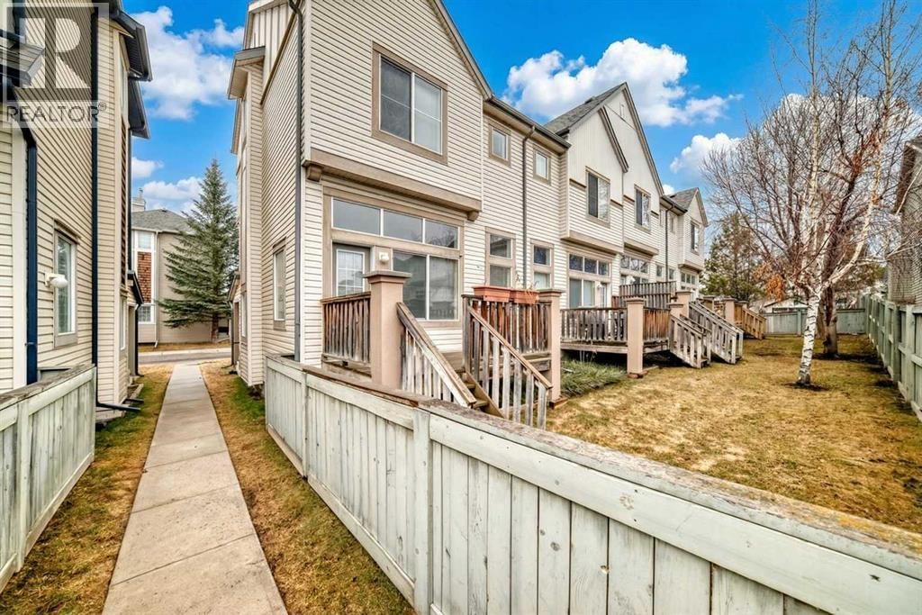 17 COPPERFIELD COURT SOUTHEAST Image 25