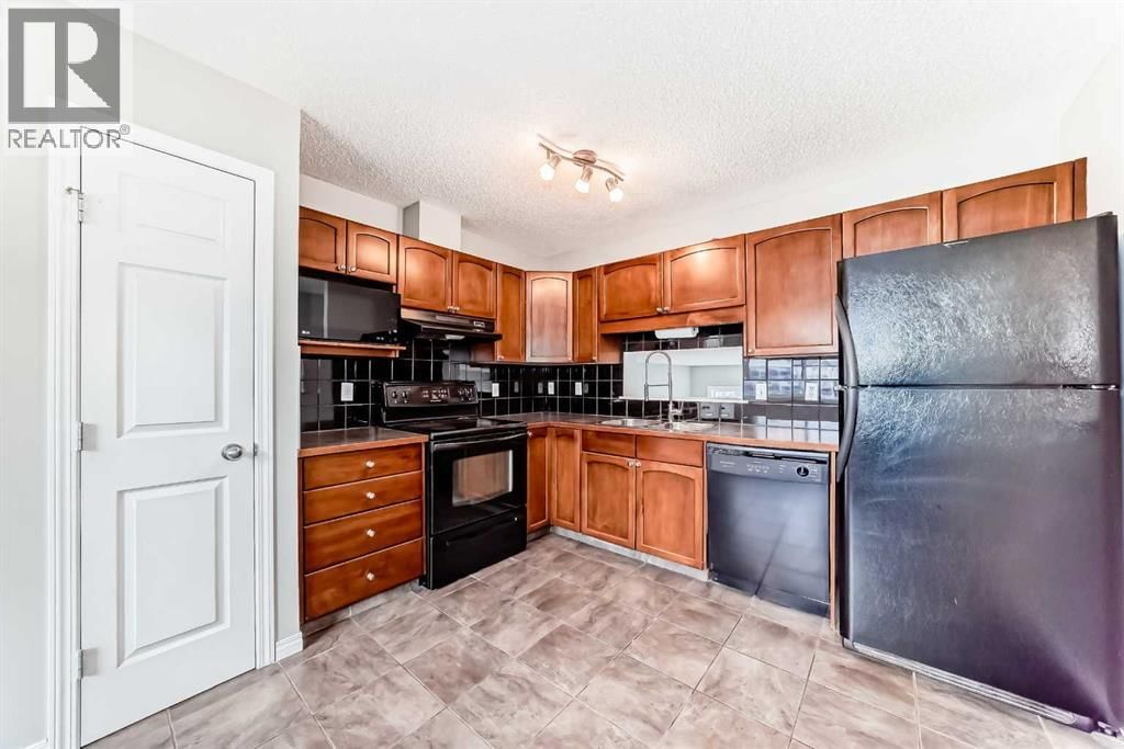 17 COPPERFIELD COURT SOUTHEAST Image 26