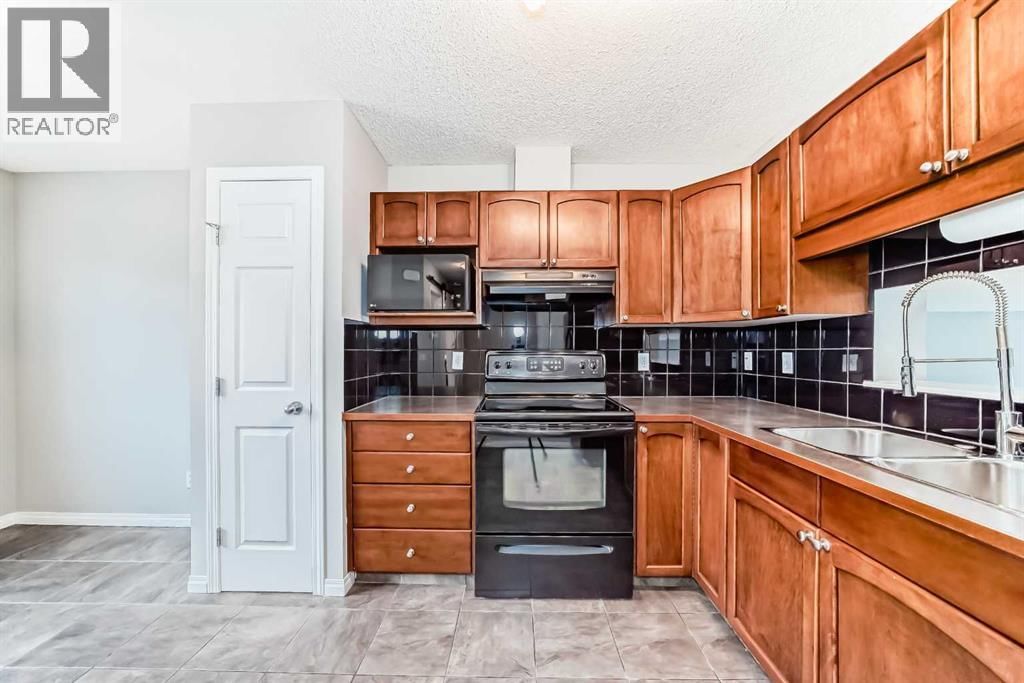 17 COPPERFIELD COURT SOUTHEAST Image 29