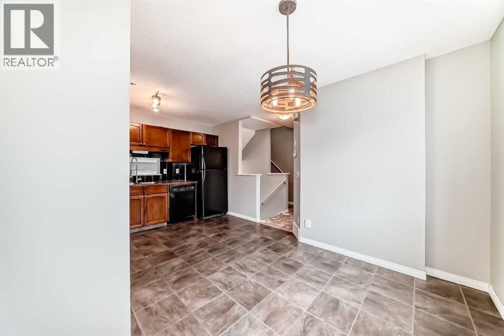 17 COPPERFIELD COURT SOUTHEAST Image 34