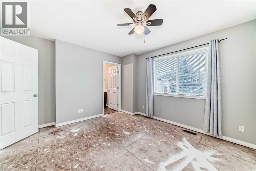 17 COPPERFIELD COURT SOUTHEAST Image 42