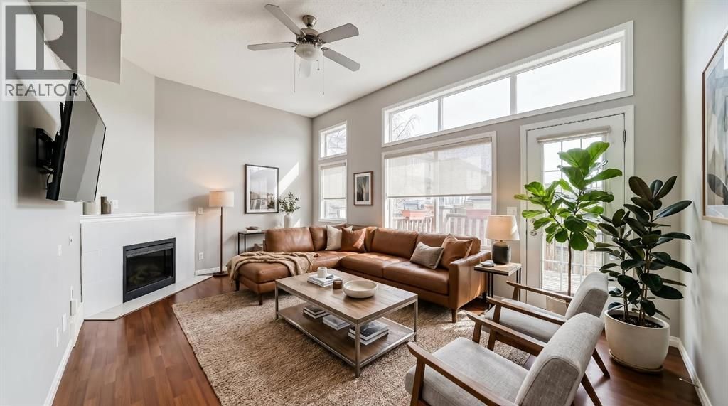 17 COPPERFIELD COURT SOUTHEAST Image 5