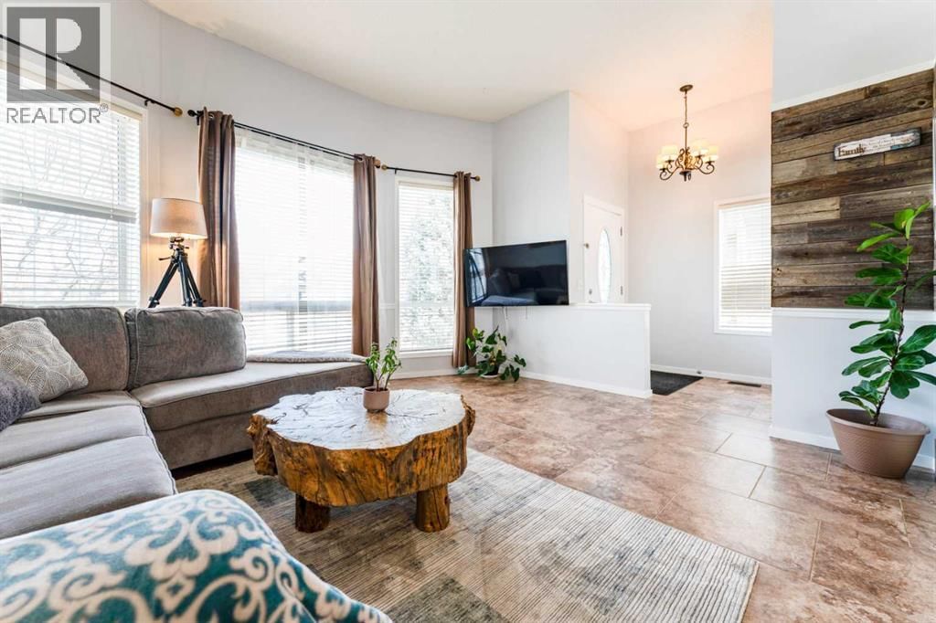 472 COUNTRY HILLS DRIVE NORTHWEST Image 3