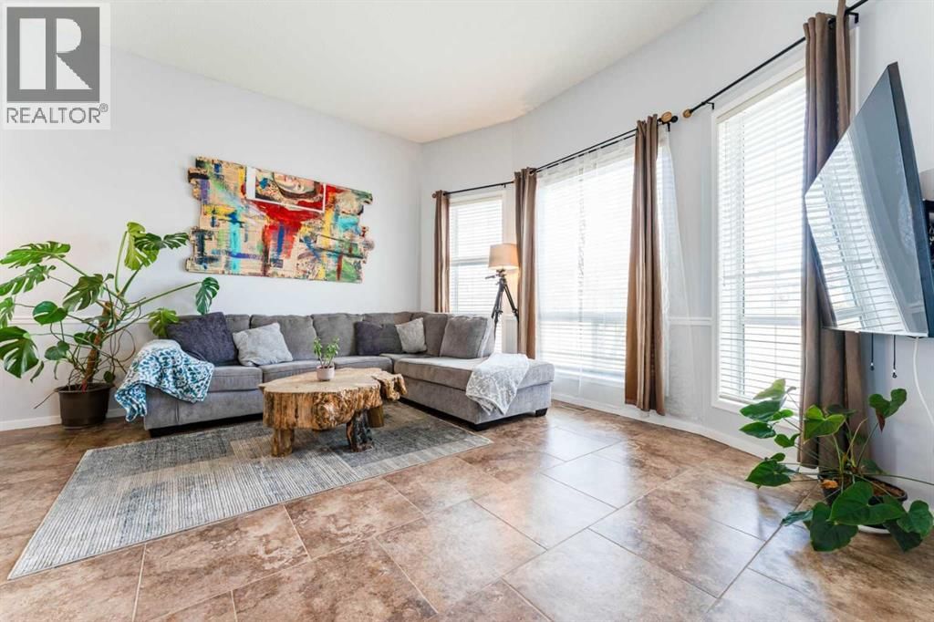 472 COUNTRY HILLS DRIVE NORTHWEST Image 4