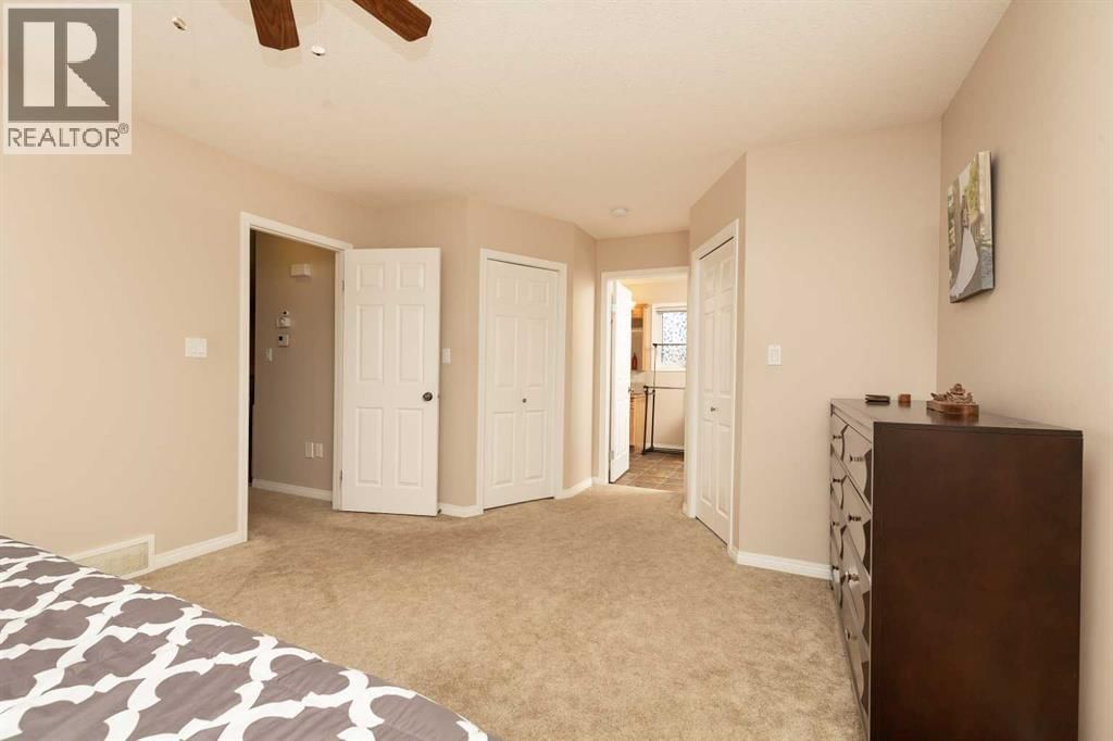 910 CENTENNIAL AVENUE Image 18