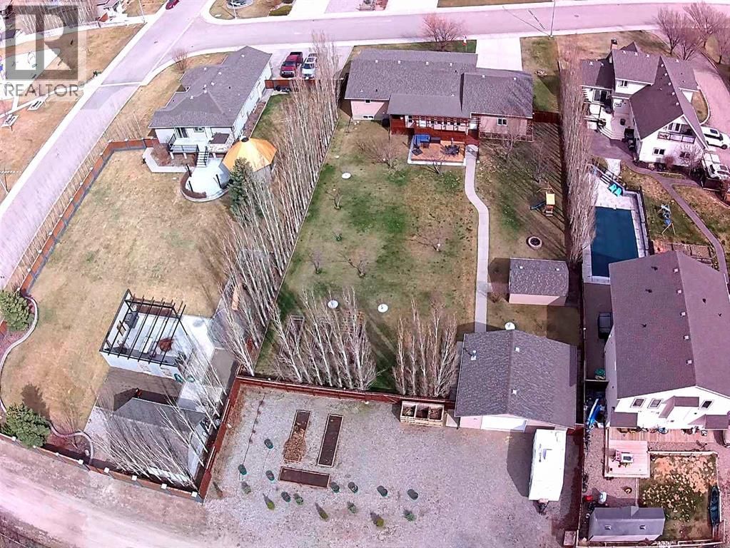 910 CENTENNIAL AVENUE Image 4