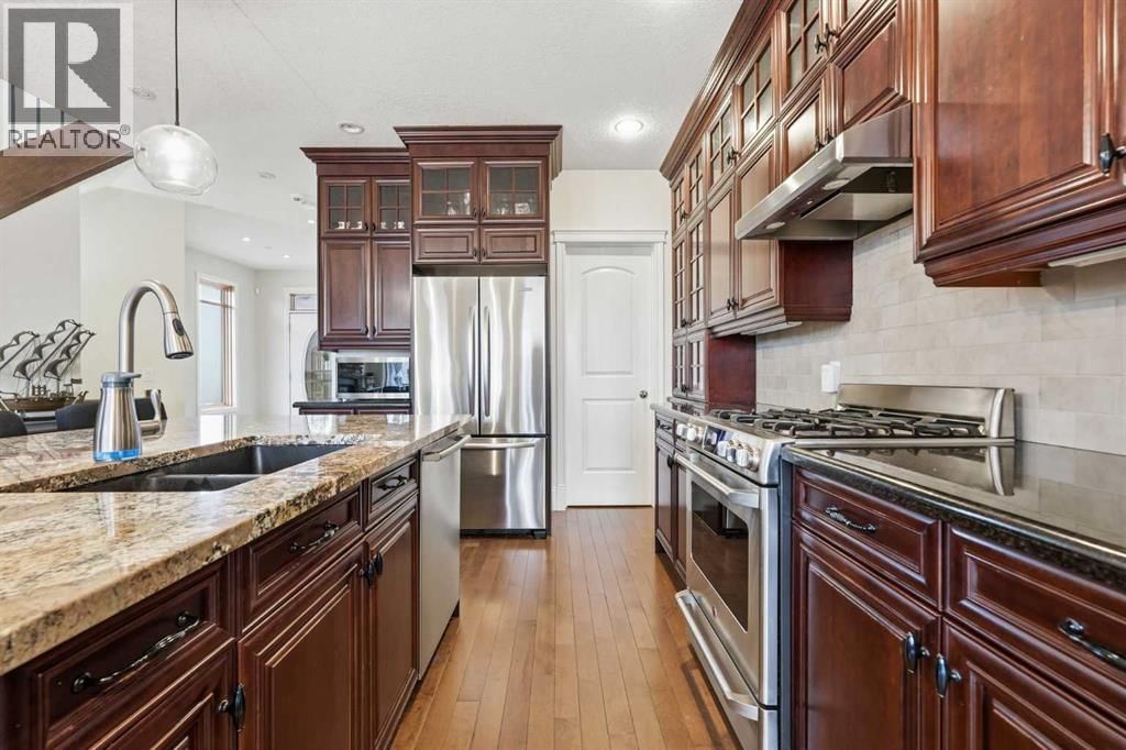 2517 21 STREET SOUTHWEST Image 11