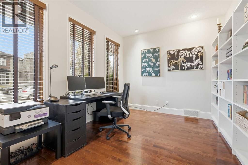 2517 21 STREET SOUTHWEST Image 13