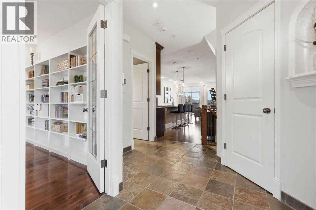 2517 21 STREET SOUTHWEST Image 15