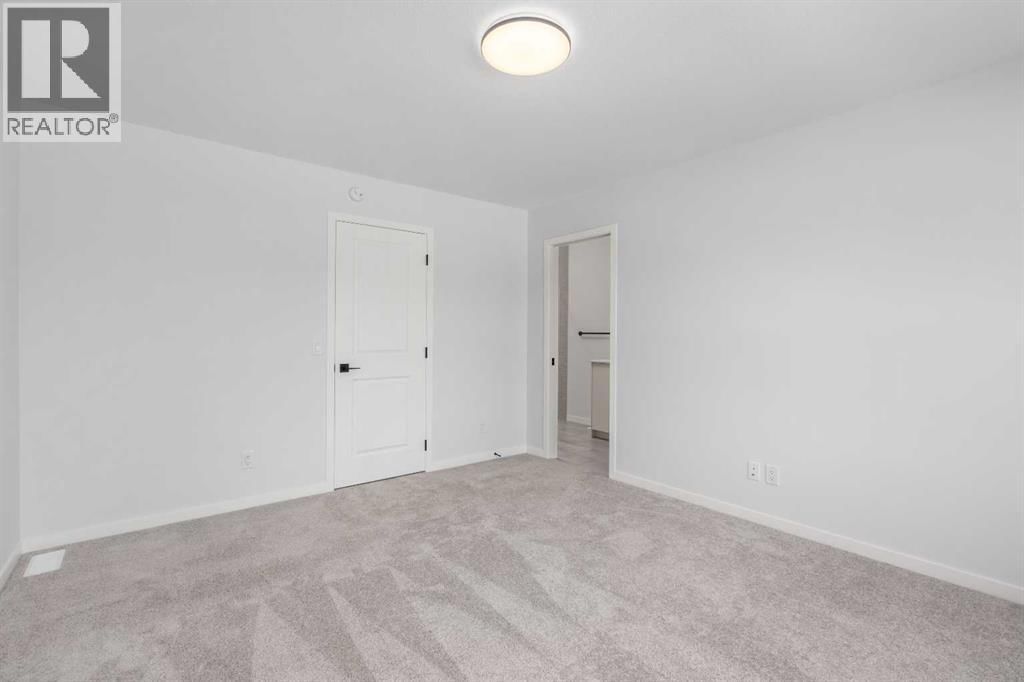 624 ROWMONT BOULEVARD NORTHWEST Image 17