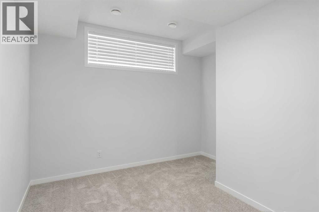 624 ROWMONT BOULEVARD NORTHWEST Image 28