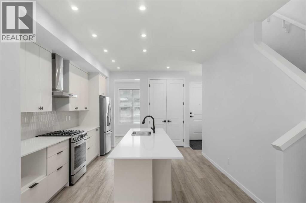 624 ROWMONT BOULEVARD NORTHWEST Image 6