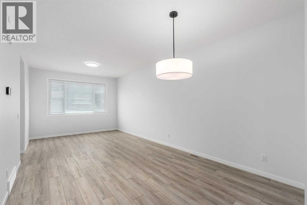 624 ROWMONT BOULEVARD NORTHWEST Image 8