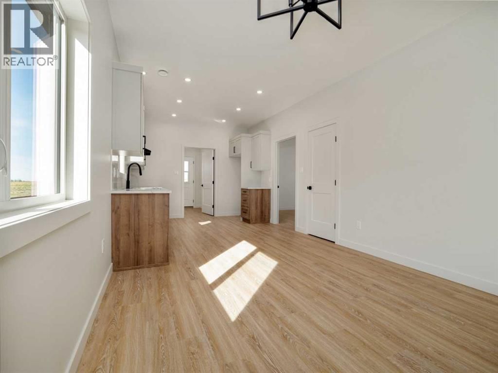 7042 48 STREET Image 19