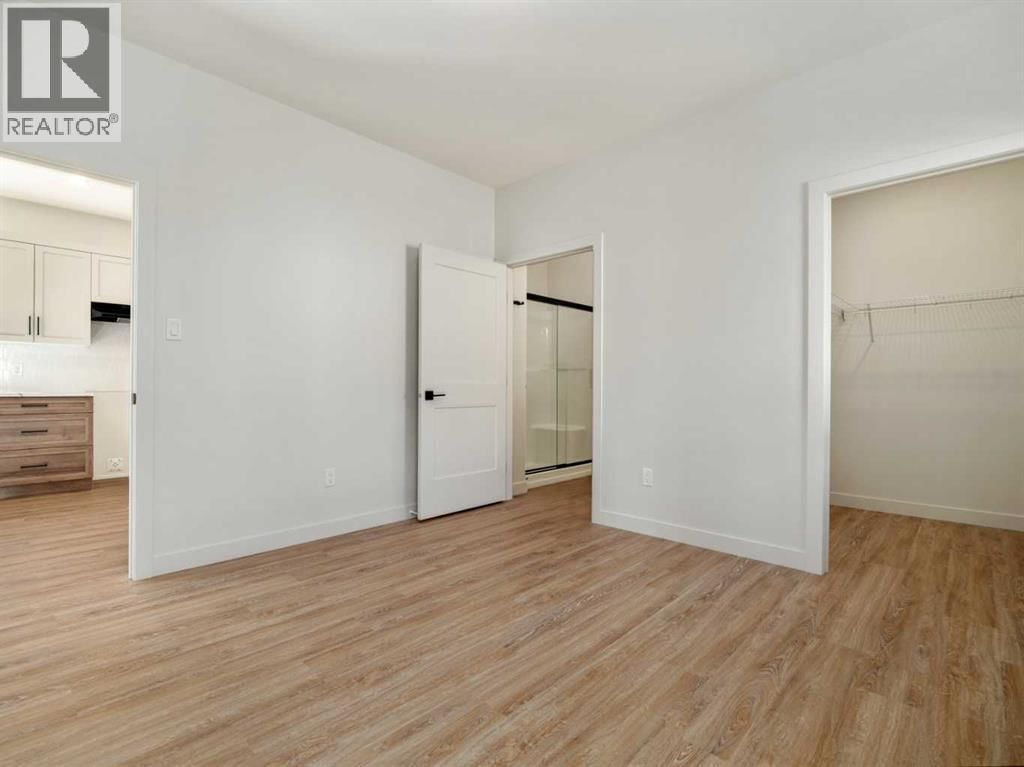 7042 48 STREET Image 31