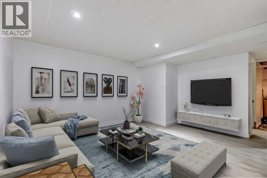 41 ALPINE CRESCENT SOUTHEAST Image 22