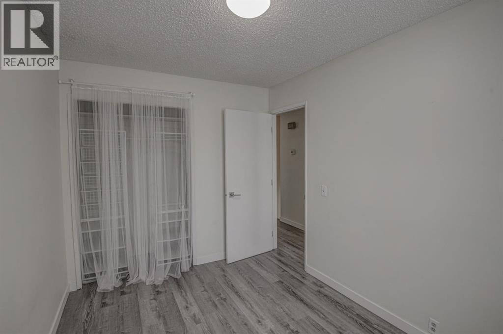 8408 BERKLEY ROAD NORTHWEST Image 14