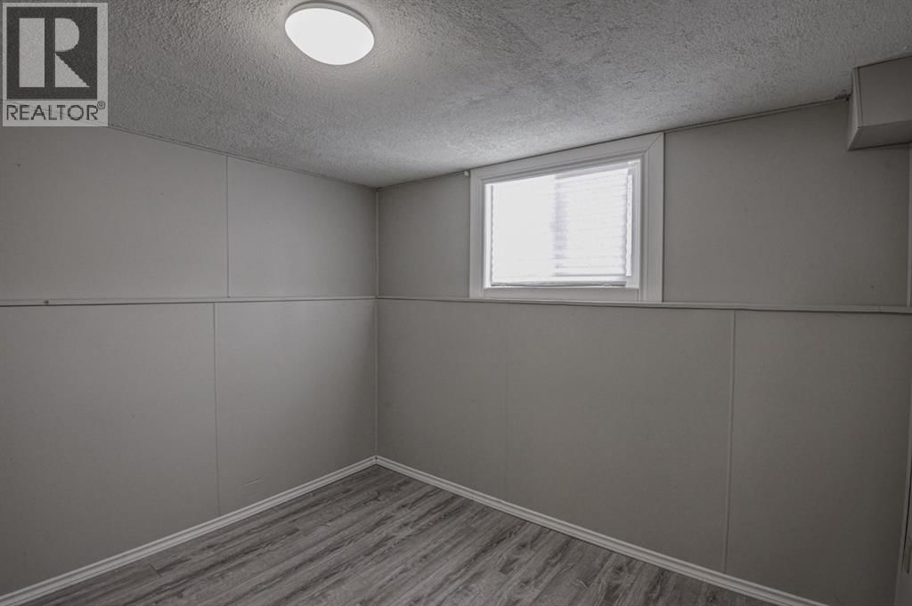 8408 BERKLEY ROAD NORTHWEST Image 15