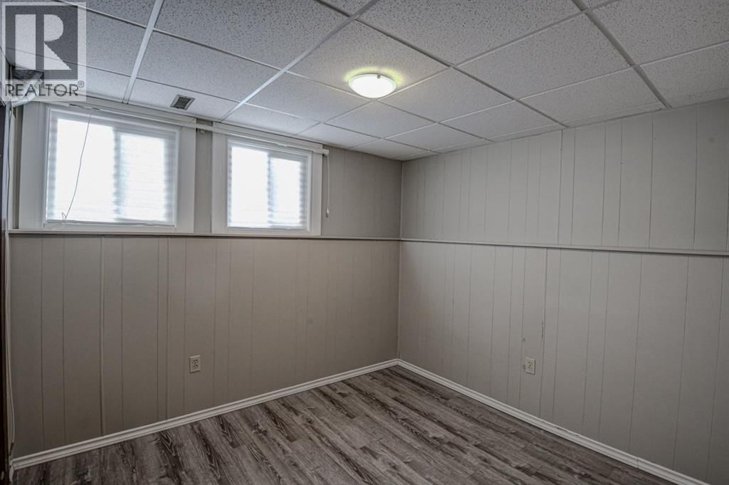 8408 BERKLEY ROAD NORTHWEST Image 17