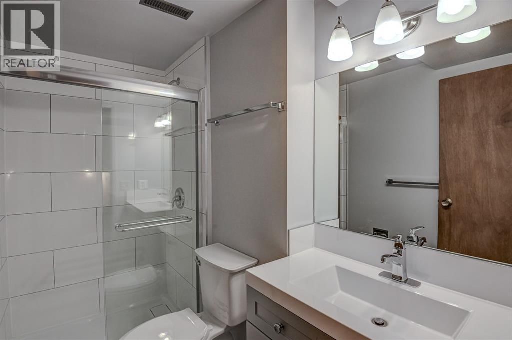 8408 BERKLEY ROAD NORTHWEST Image 21