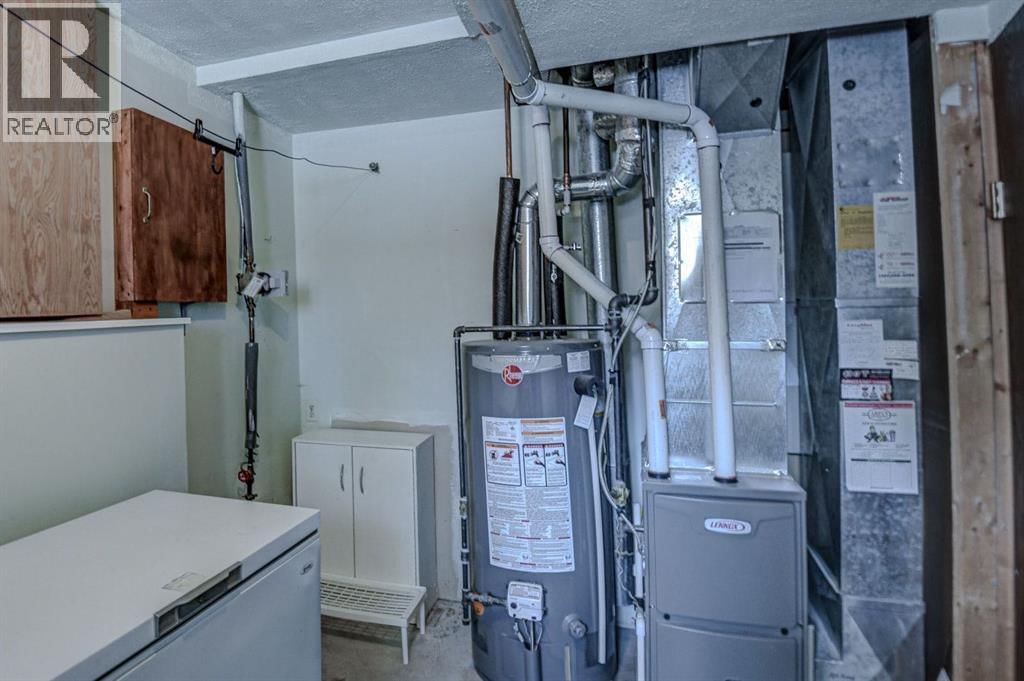 8408 BERKLEY ROAD NORTHWEST Image 22